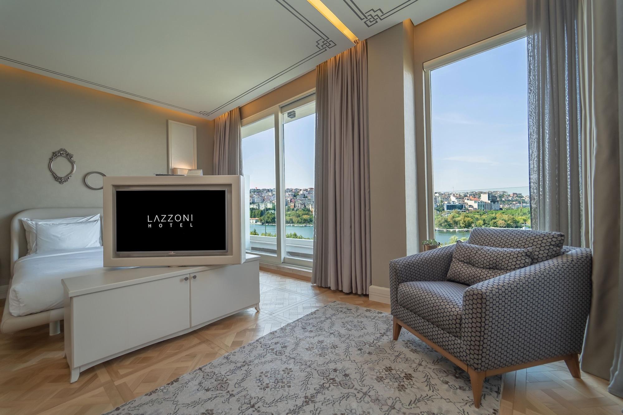 Lazzoni Hotel Istanbul Exteriör bild A room at the hotel