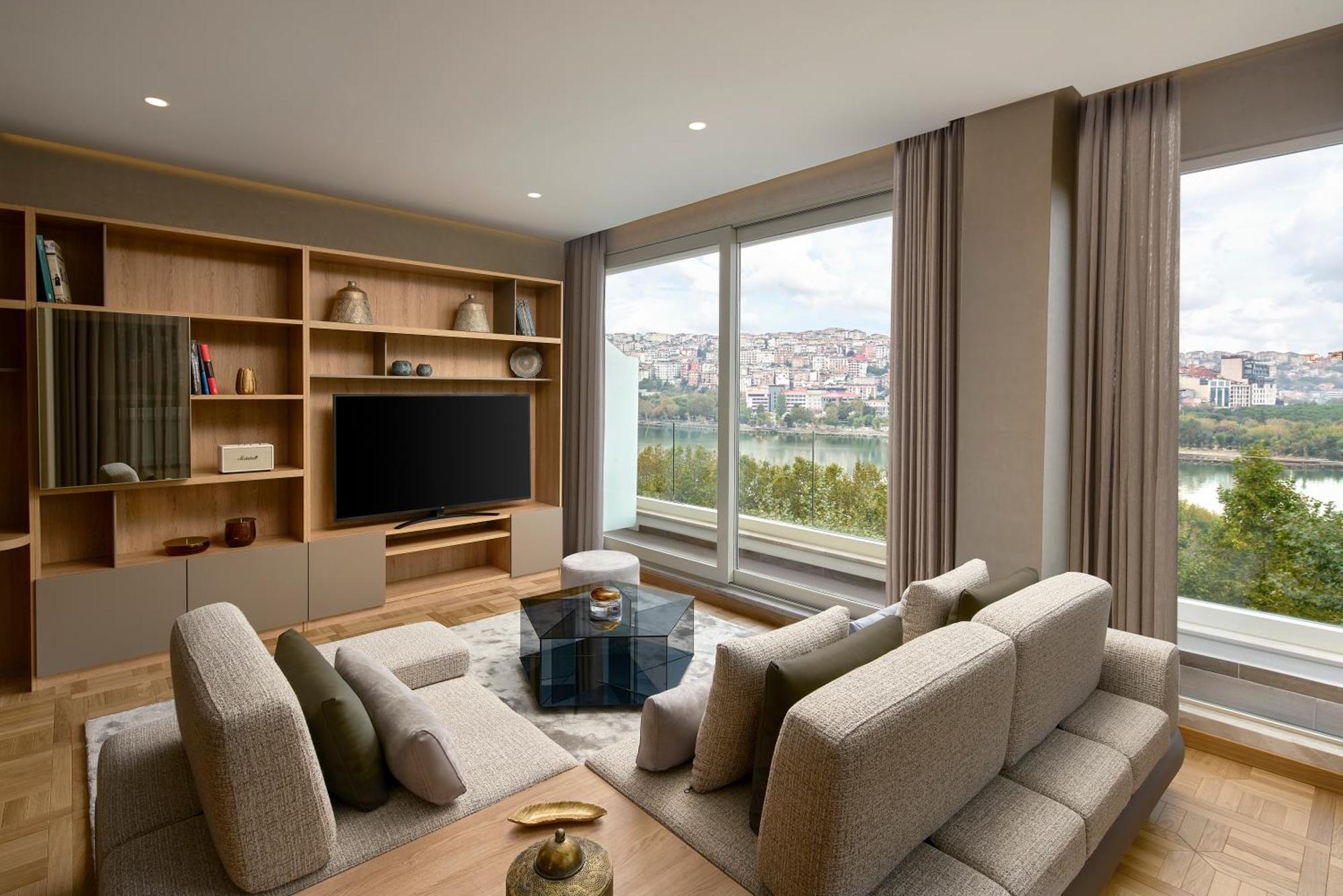 Lazzoni Hotel Istanbul Exteriör bild A living room